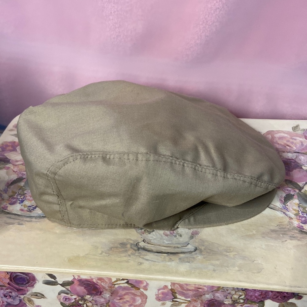 Vintage pageboy cabbie hat tan